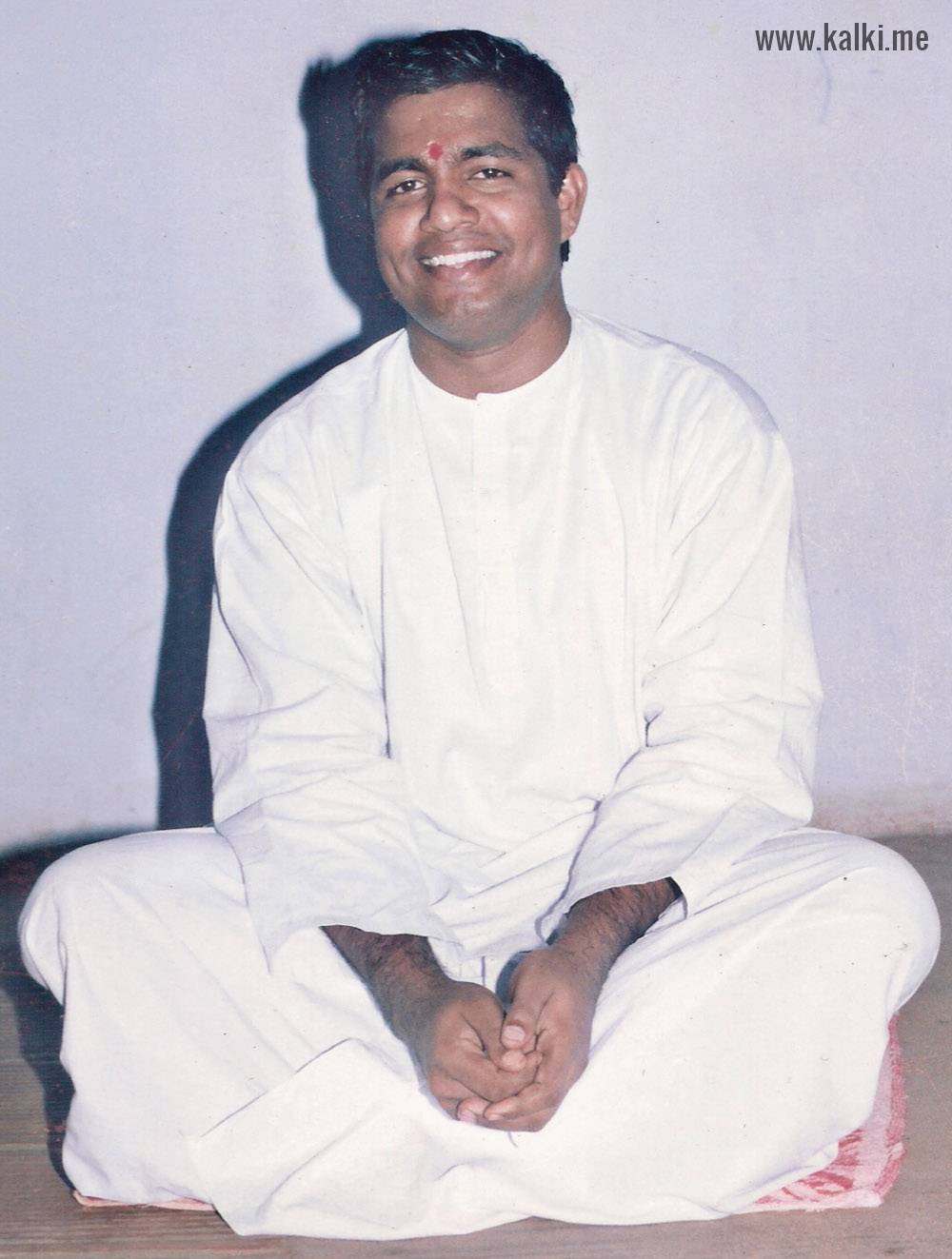 photo of kalki bhagavan at the age of 28 in 1998